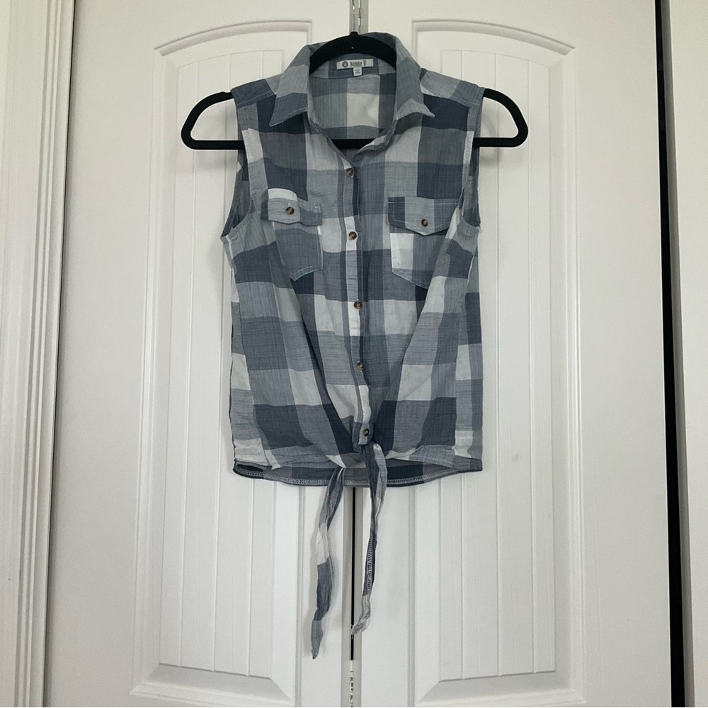 Noble U Gingham blue gray and white button up